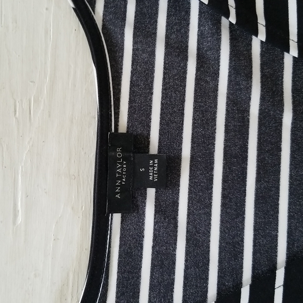 Ann Taylor - Picture 2 of 4